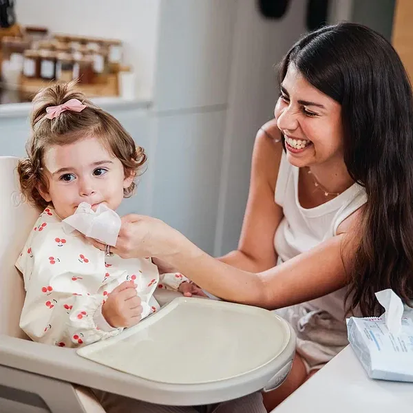BABY_LINGETTES_LIFESTYLE_2s_f.webp