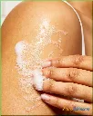 Huile_Lavante_Application_Corps_euro-skincare-cameroun.webp